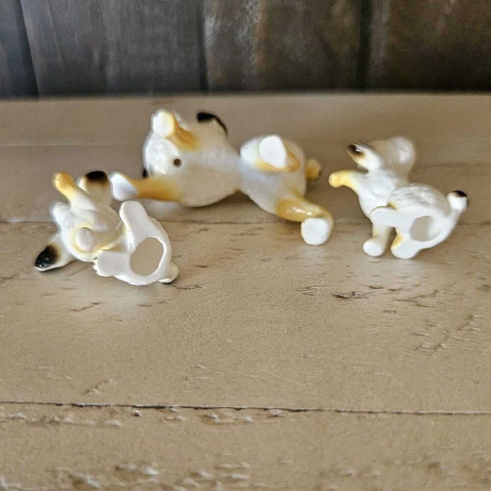 Vintage Poodle Figurines 3 Dogs Mom & Pups White Made In Japan Mid Century decor - Picture 4 of 5